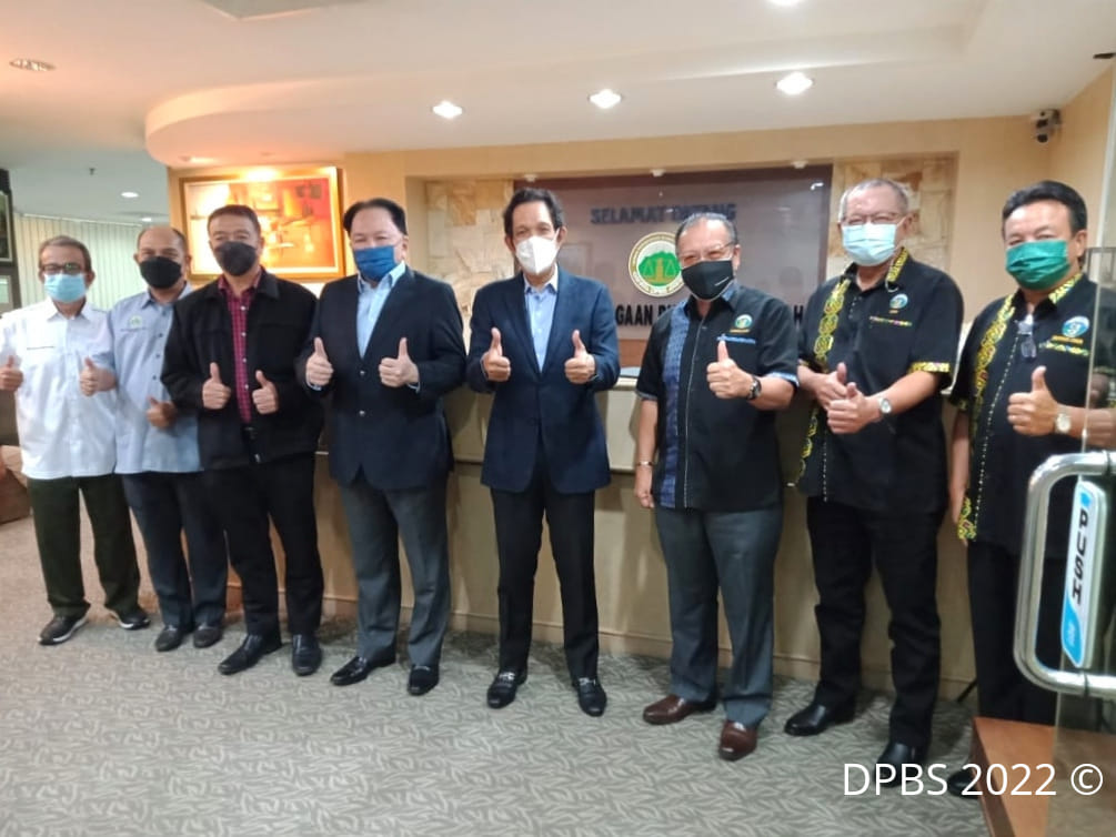 A long overdue meet up between the 3 Chamber of Commerce